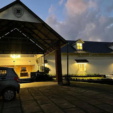 Agincourt Kuttikkanam Hotel Pirmed Exterior photo